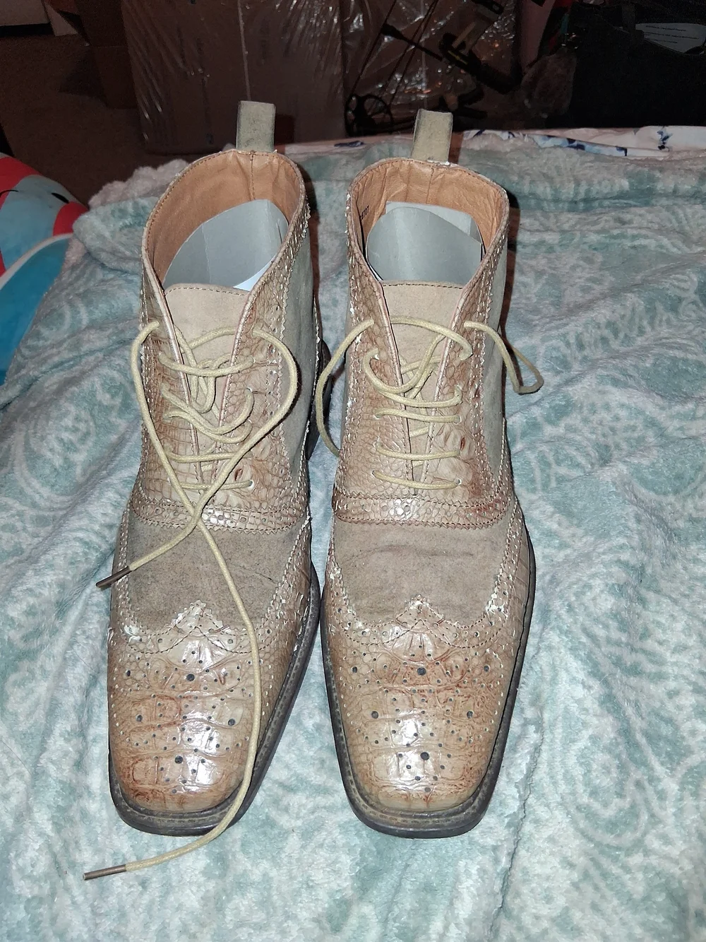 Men's Light Brown Wingtip Lace-Up Dress Boots
